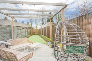 Photo 6- click for photo gallery